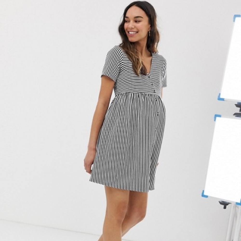 NWOT ASOS Maternity sz 2 mini v neck button dress